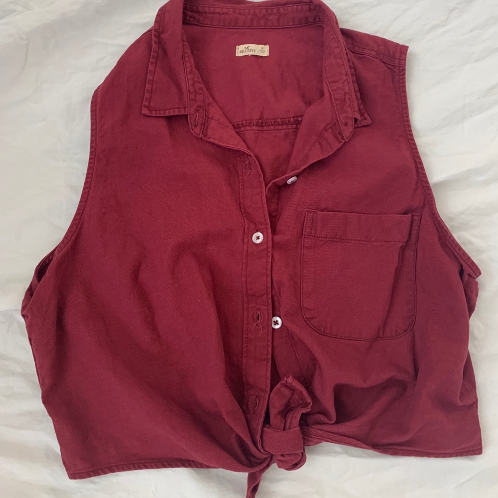 Sleeveless crop top